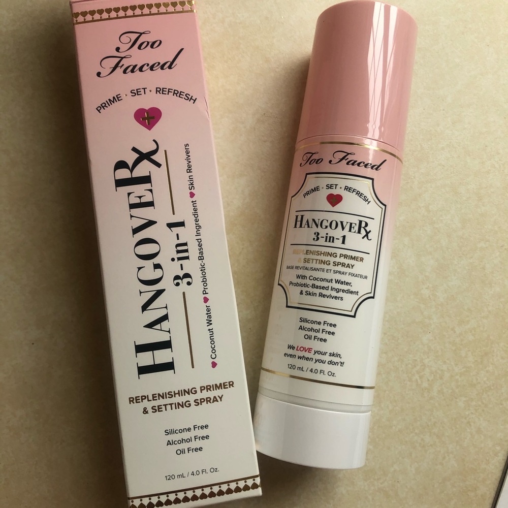 Too Faced Hangover 3-in-1 Spray